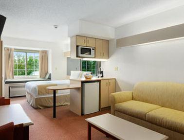 Microtel Inn & Suites By Wyndham Seneca Falls Quarto foto